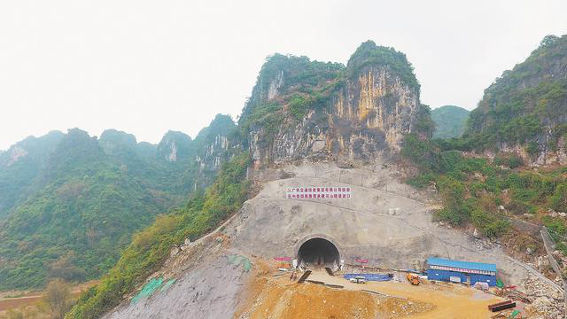 南寧至崇左鐵路延伸