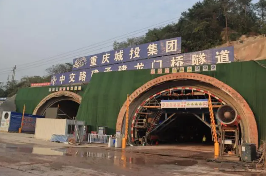 江長項目晏家隧道龍門橋隧道進入二襯施工階段