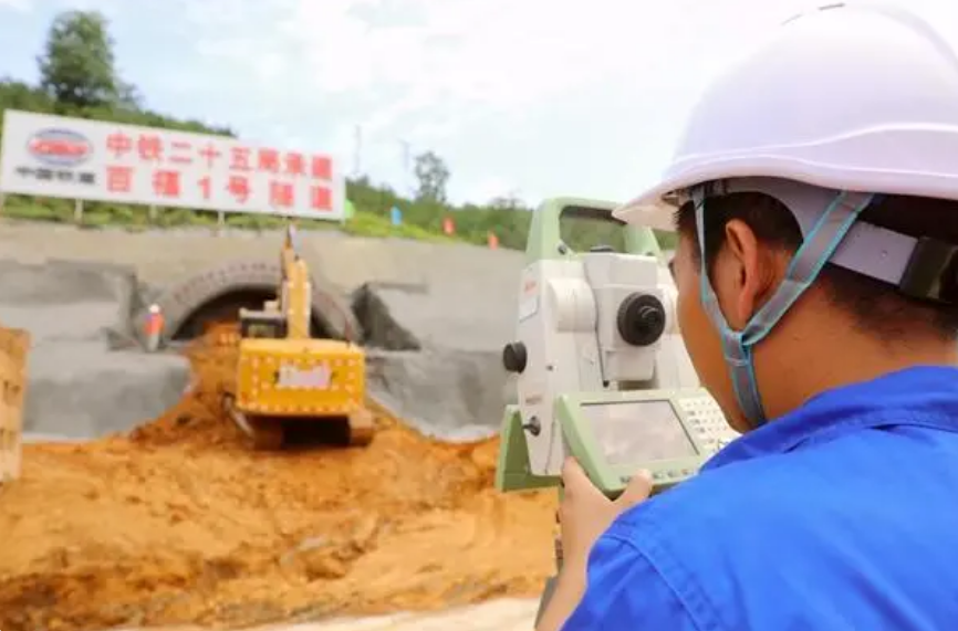 黃百鐵路接入南昆鐵路工程啟動(圖2)